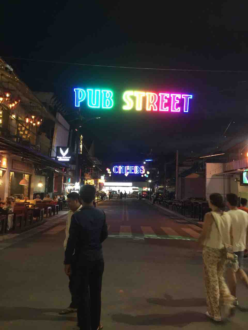 アンコールワットのオススメ日本語ガイドトム 772 カンボジア アンコールワット シェムリアップのナイトライフ アンコールワット日本語ガイドトム ブンラットのブログ アンコールワット現地ツアー アンコールワットのオススメ日本語ガイドトム 772 カンボジア アンコールワット シェムリアップのナイトライフ アンコールワット日本語ガイドトム ブンラットのブログ アンコールワット現地ツアー