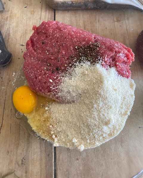 A5718E37-5549-4923-B9D1-7A6EB8AB1F1E