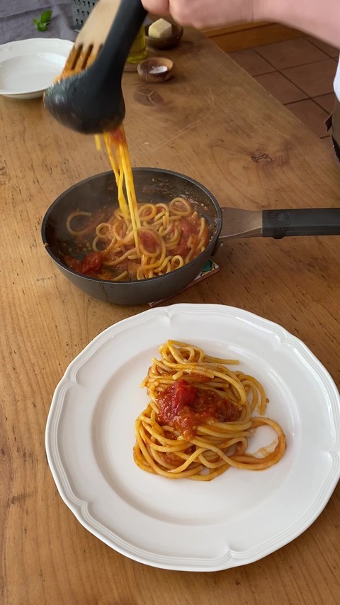 IMG_0881 - frame at 0m37s