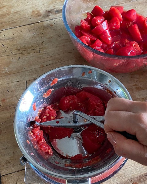 6349E56D-0969-4E14-AB78-8DA8A48E5E60