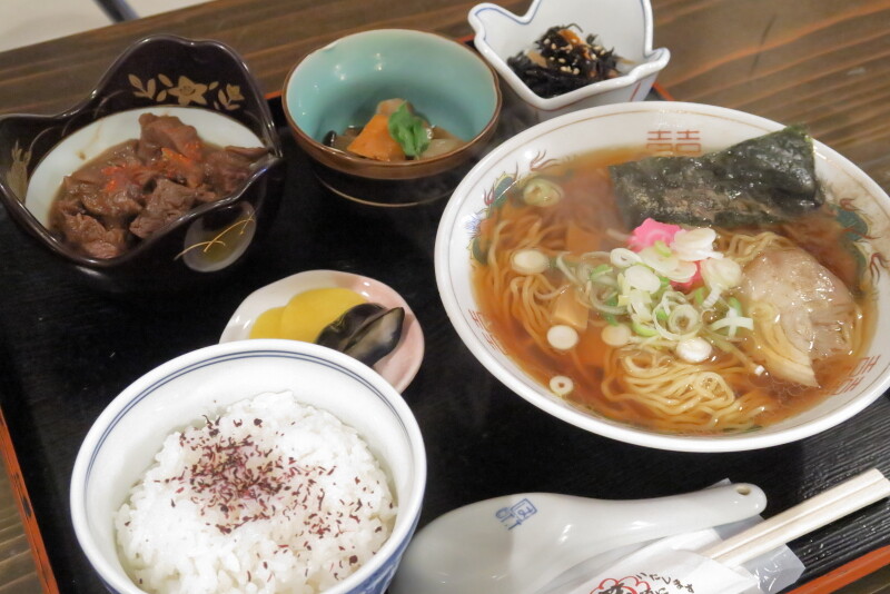 ぶらり、サービスセットお食事処 あんべ【鹿角市】 カメラを持ってぶらりと散歩♪ ぶらり、サービスセットお食事処 あんべ【鹿角市】 カメラを持ってぶらりと散歩♪