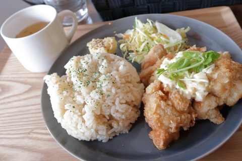 ぶらり、チキン南蛮@Shalm cafe【秋田市】