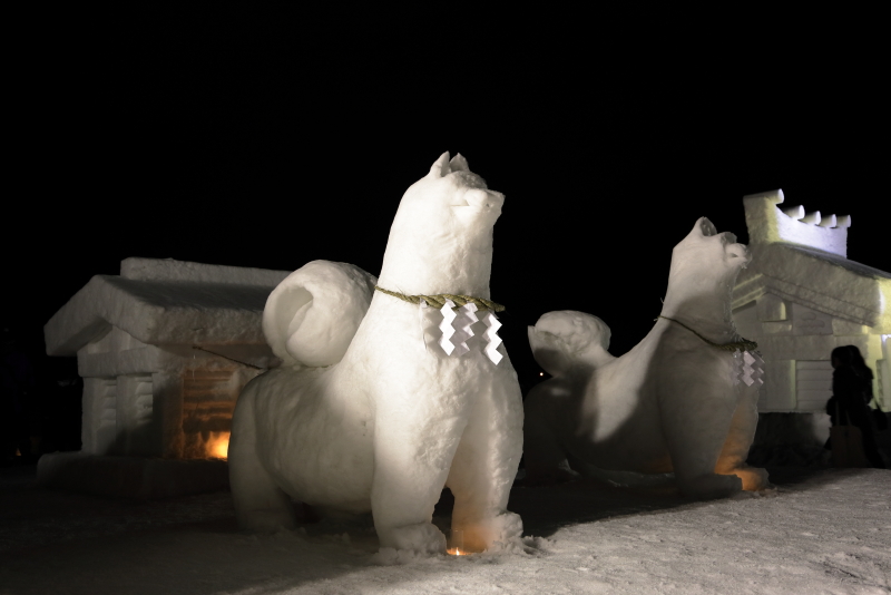 ぶらり、犬っこ雪像群秋田湯沢 犬っこまつり2023【湯沢市】 カメラを持ってぶらりと散歩♪
