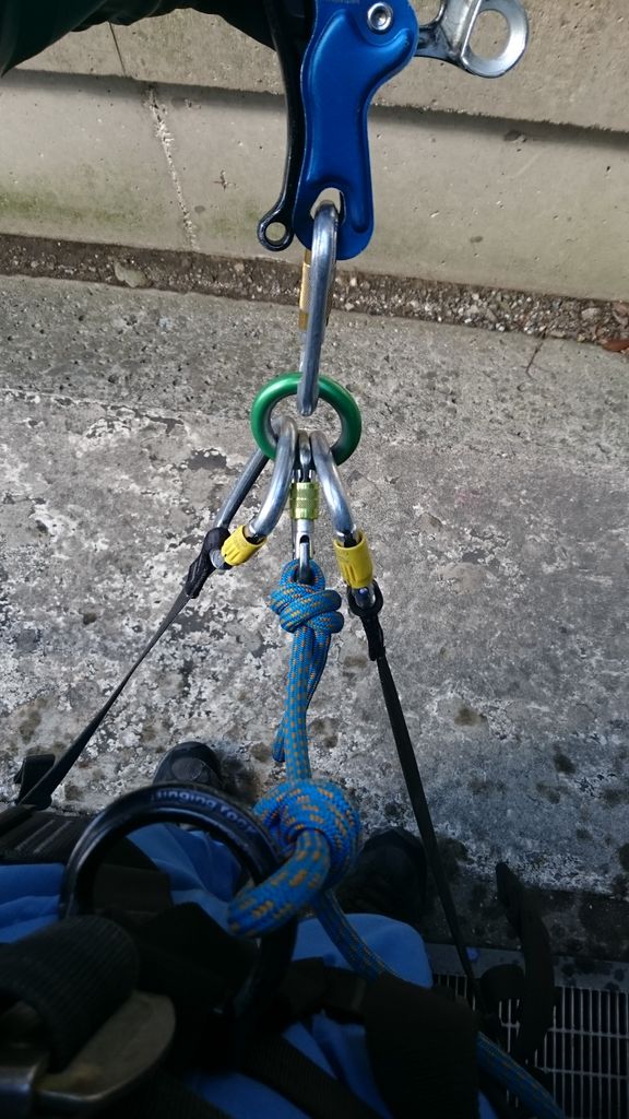 ロープ装備 現在のスタンダードは その２ ブランコの扱い とある窓拭きのぶらぶらライフ