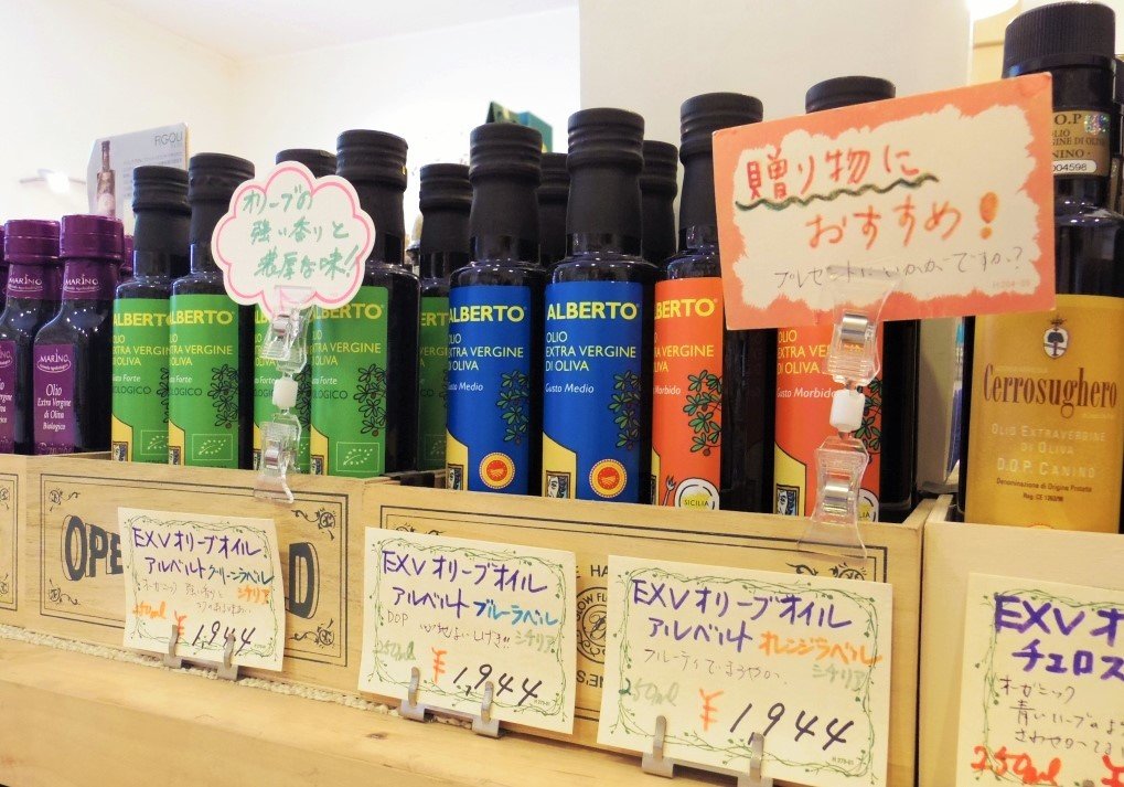もう オリーブオイルに夢中 街歩いて 食べ歩いて また街歩いて