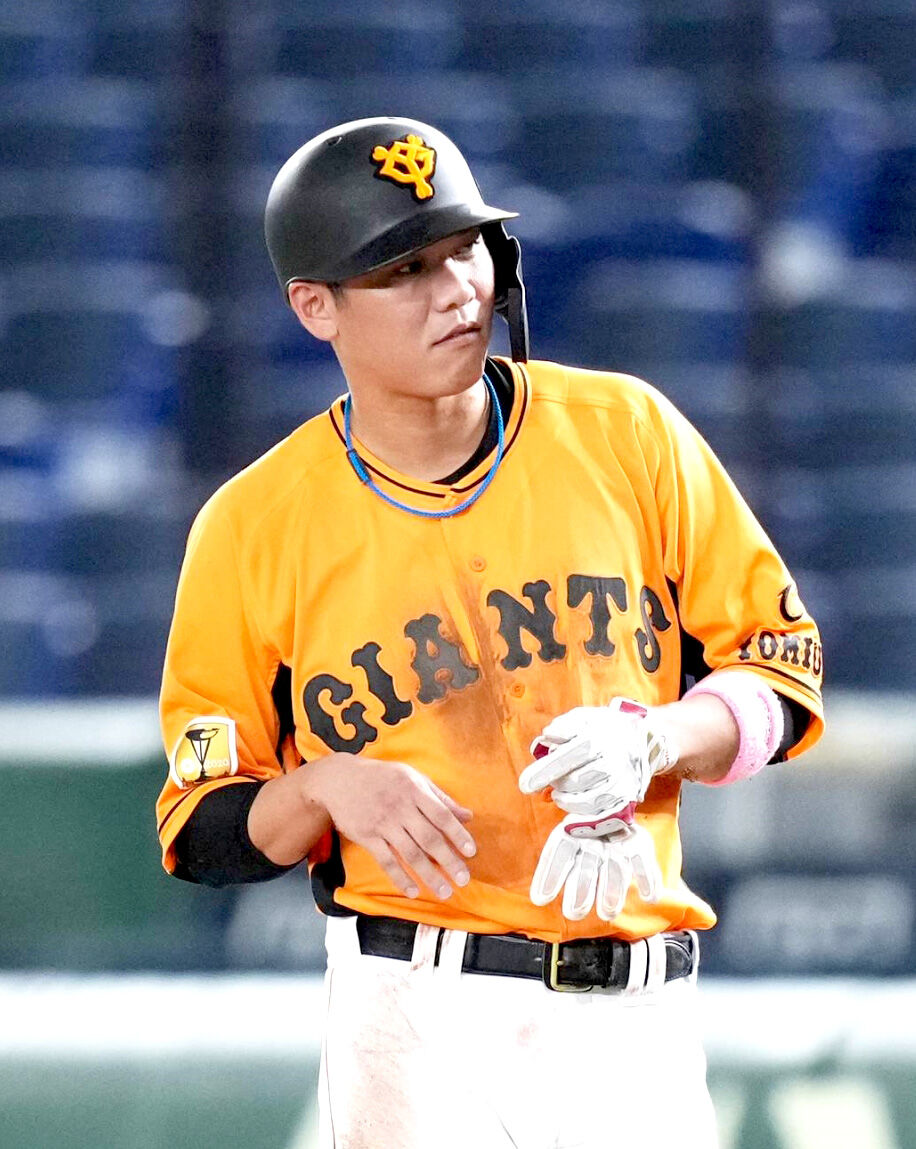 巨人 坂本勇人が骨折で登録抹消 ショートは誰が守る 候補選手を紹介 愛loveジャイアンツ 巨人 坂本勇人が骨折で登録抹消 ショートは誰が守る 候補選手を紹介 愛loveジャイアンツ