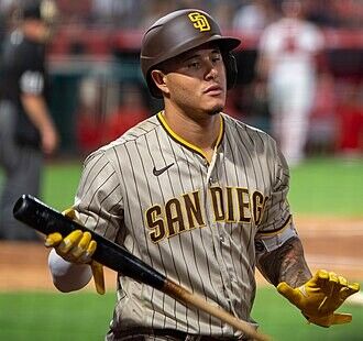 Manny_Machado_8.27.21_(cropped)
