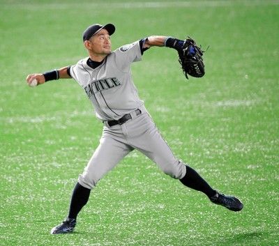 凄い イチローのレーザービームを巨人原監督が絶賛 動きそのものは若々しくパワフル 動画 愛ｌｏｖｅジャイアンツ