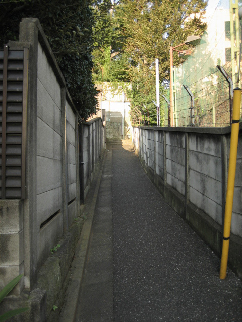 豊島区 雑司ヶ谷は古民家と路地裏だらけ 東京自転車散歩 商店街偏愛blog 豊島区 雑司ヶ谷は古民家と路地裏だらけ 東京自転車散歩 商店街偏愛blog