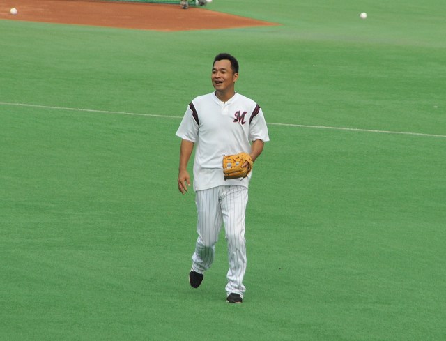 �д������