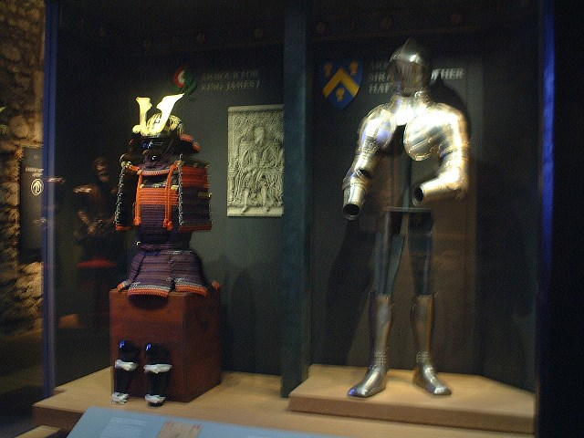 ホワイトタワーの展示物 徳川秀忠がジェームズ1世に贈った鎧兜