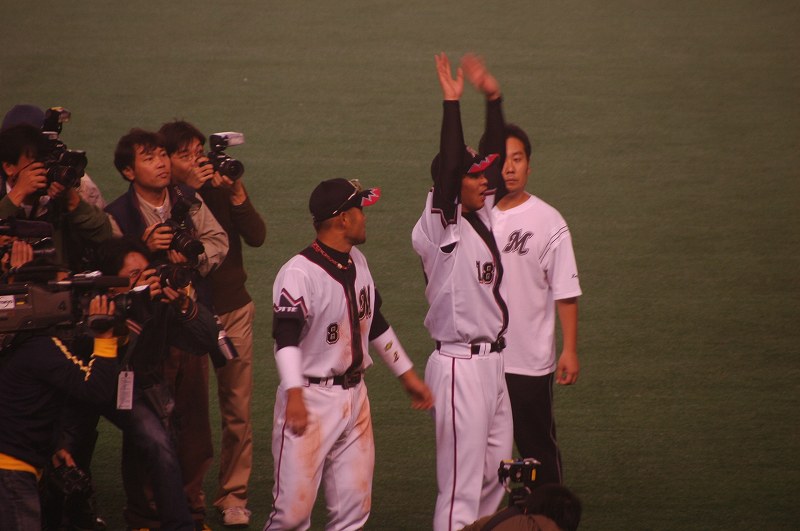 �����Υҡ�������ľ�ԤȺ���