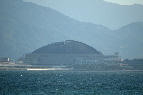 ヤフードーム遠景