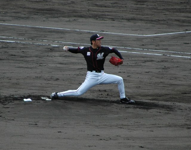 先発小野