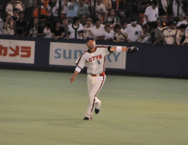 ���ͥ����˥󥰥ܡ���򥭥�å�