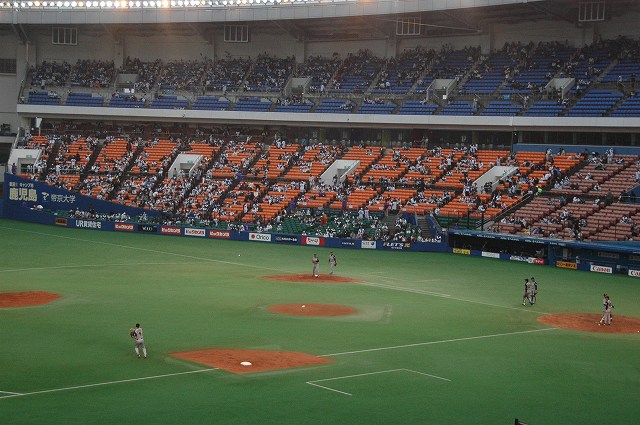 内野スタンド