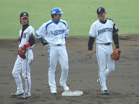 川崎 木元 西岡