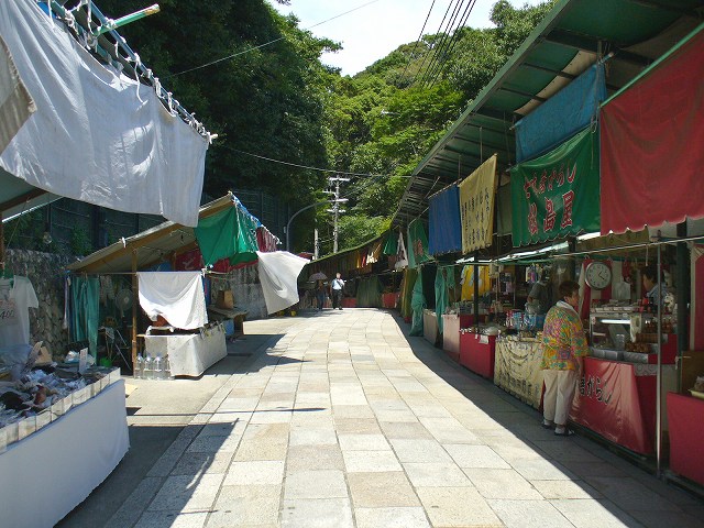 清荒神入口の露店