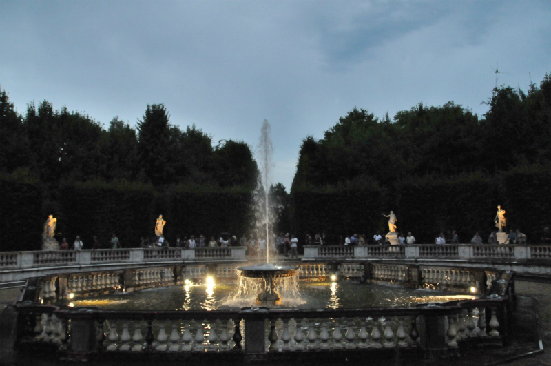 14年フランス弾丸旅行記 第11回 ヴェルサイユ宮殿の庭園で大噴水ショーを堪能 後編 マリンブルーの風