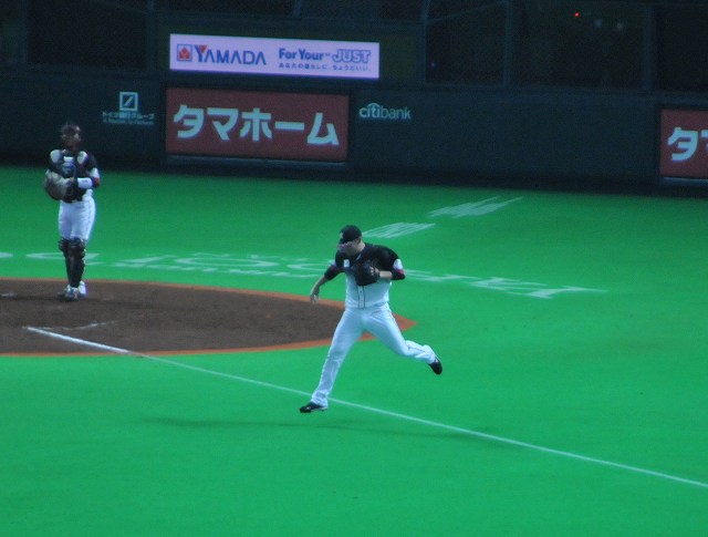 シコ登場