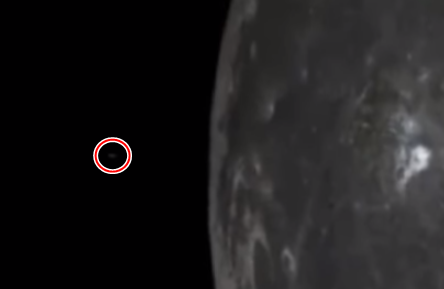 【ニュース】月の穴から意味深なUFOが飛び出す瞬間がこれだ