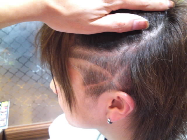 トップ オラオラ 系 髪型 ツー ブロック ヘアスタイル画像