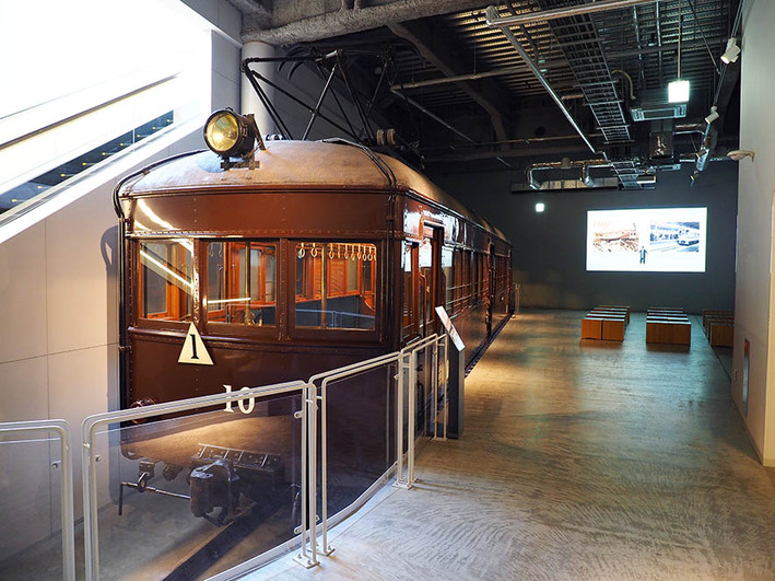 ロマンスカー11