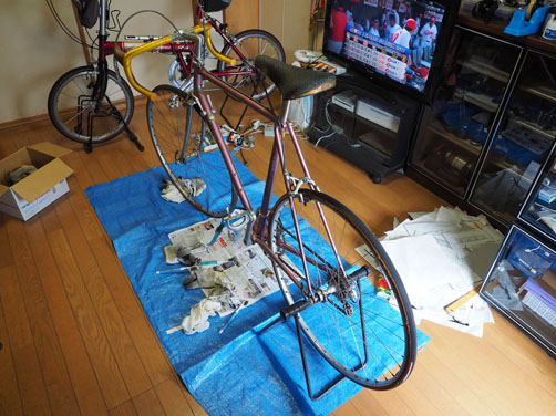 ロードなのにビンディングペダルが付きません……