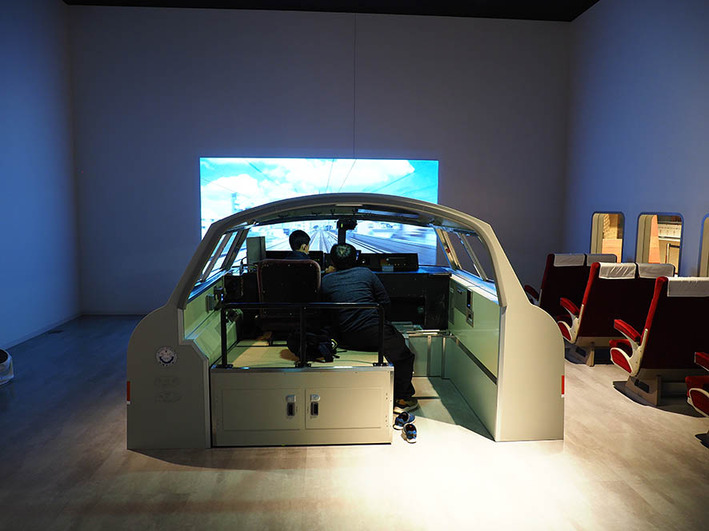 ロマンスカー28