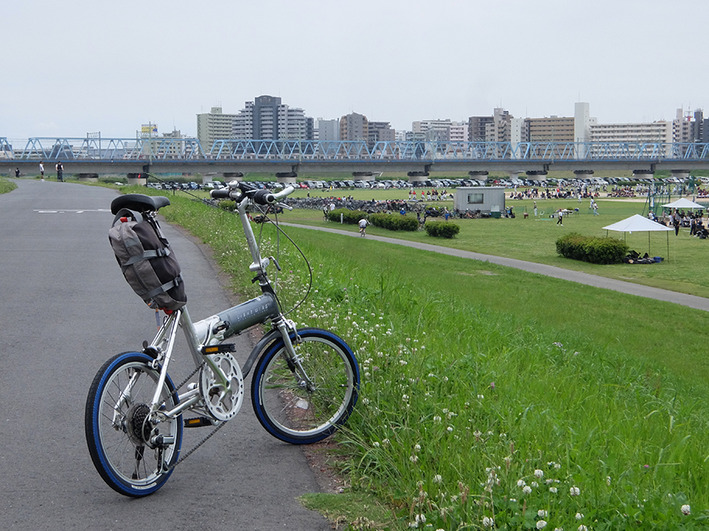 休日の多摩川CRは相変わらず暴走ロードだらけ!!