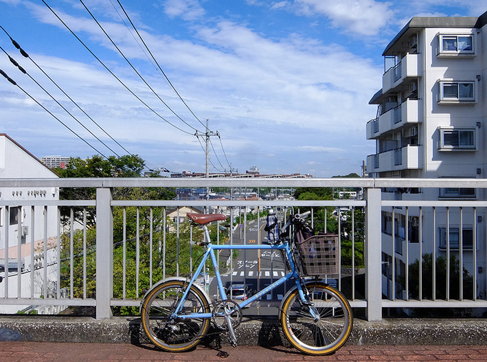 4ドアのロータス発見!!