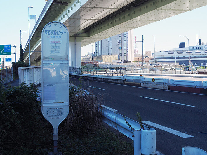 バス1