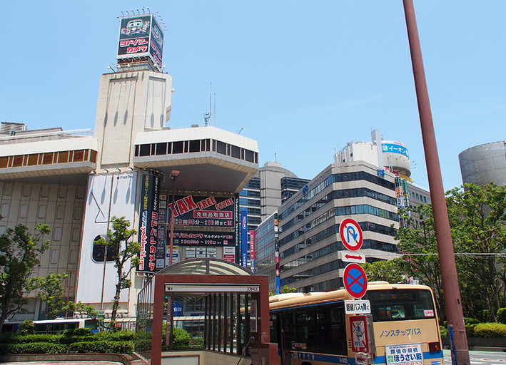 ヨドバシカメラで自転車を買う人