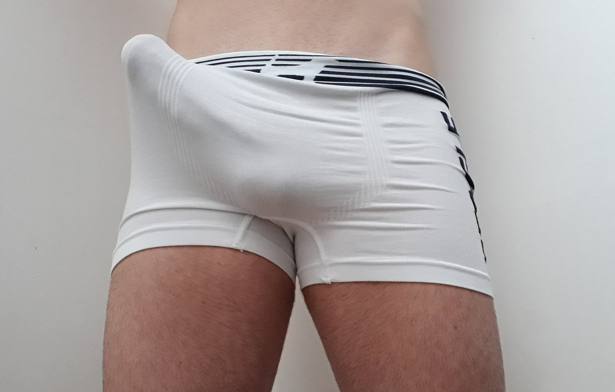  デカチン パンツ 