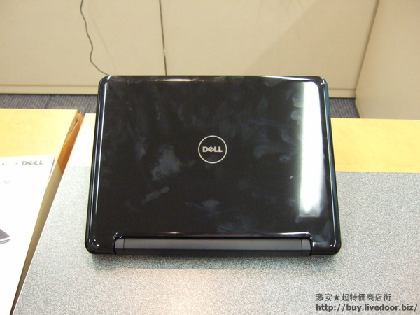 DELL Inspiron Mini 12 指紋が目立つ