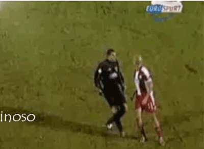 サッカーでの爆笑gif 名演技なサッカー選手達が笑えますw バズラル団 サッカーでの爆笑gif 名演技なサッカー選手達が笑えますw バズラル団