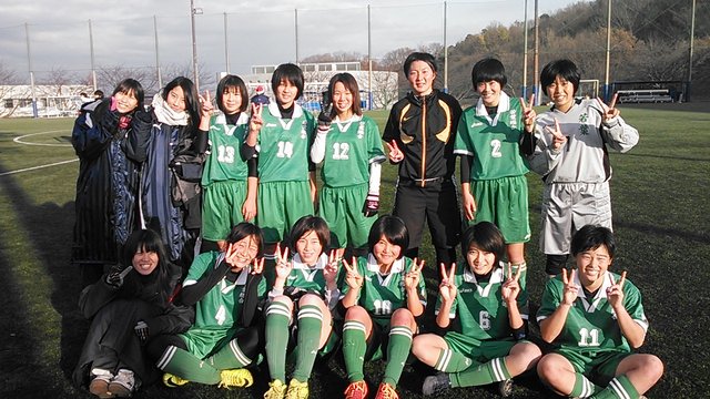 クリスマスプレゼントは元ナデシコ 再編集 神奈川大学女子サッカー部クリスマスカップ13 感謝 自信 謙虚 Wakaba Football 仲間と共に 若葉総合高校女子サッカー部コーチのひとり言