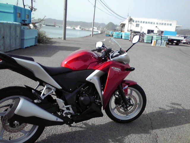 ホンダ Cbr250r 乗りました レブル9万キロ 原付2種トリシティ ヤマハ パスで通勤 ホンダ Cbr250r 乗りました レブル9万キロ 原付2種トリシティ ヤマハ パスで通勤