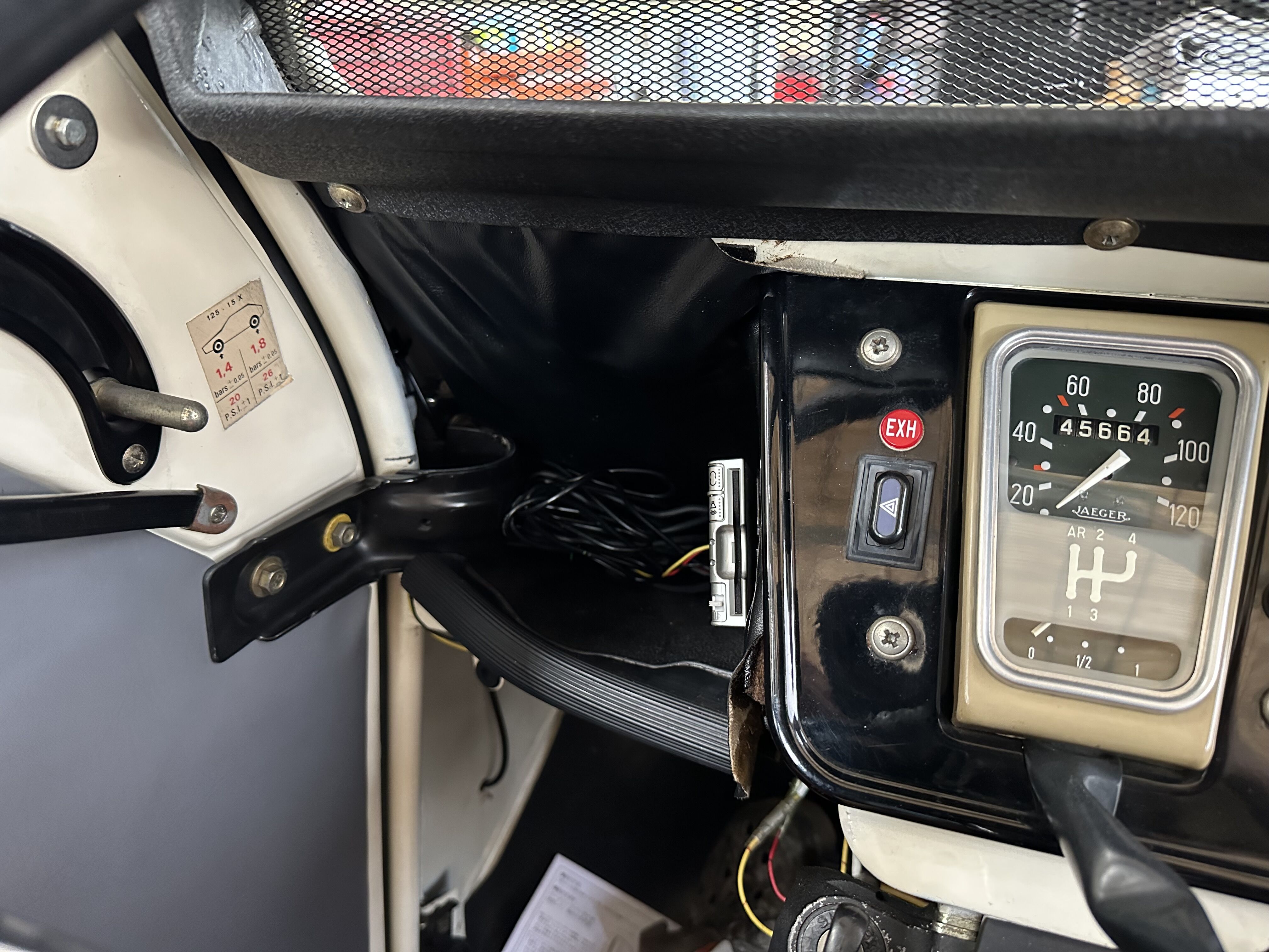 シトロエン 2CV 現代化計画 「オーディオ（システムナビゲーション