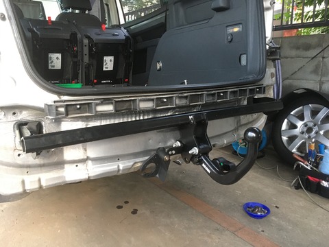 VWトゥーラン 『ヒッチメンバー 取付け』（BRINK） : ☆気まぐれ更新  