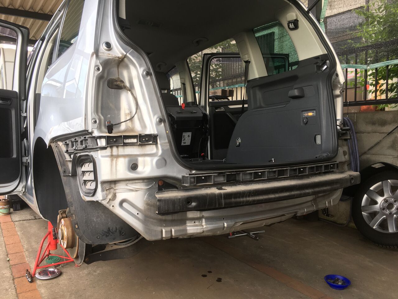 VWトゥーラン 『ヒッチメンバー 取付け』（BRINK） : ☆気まぐれ更新 