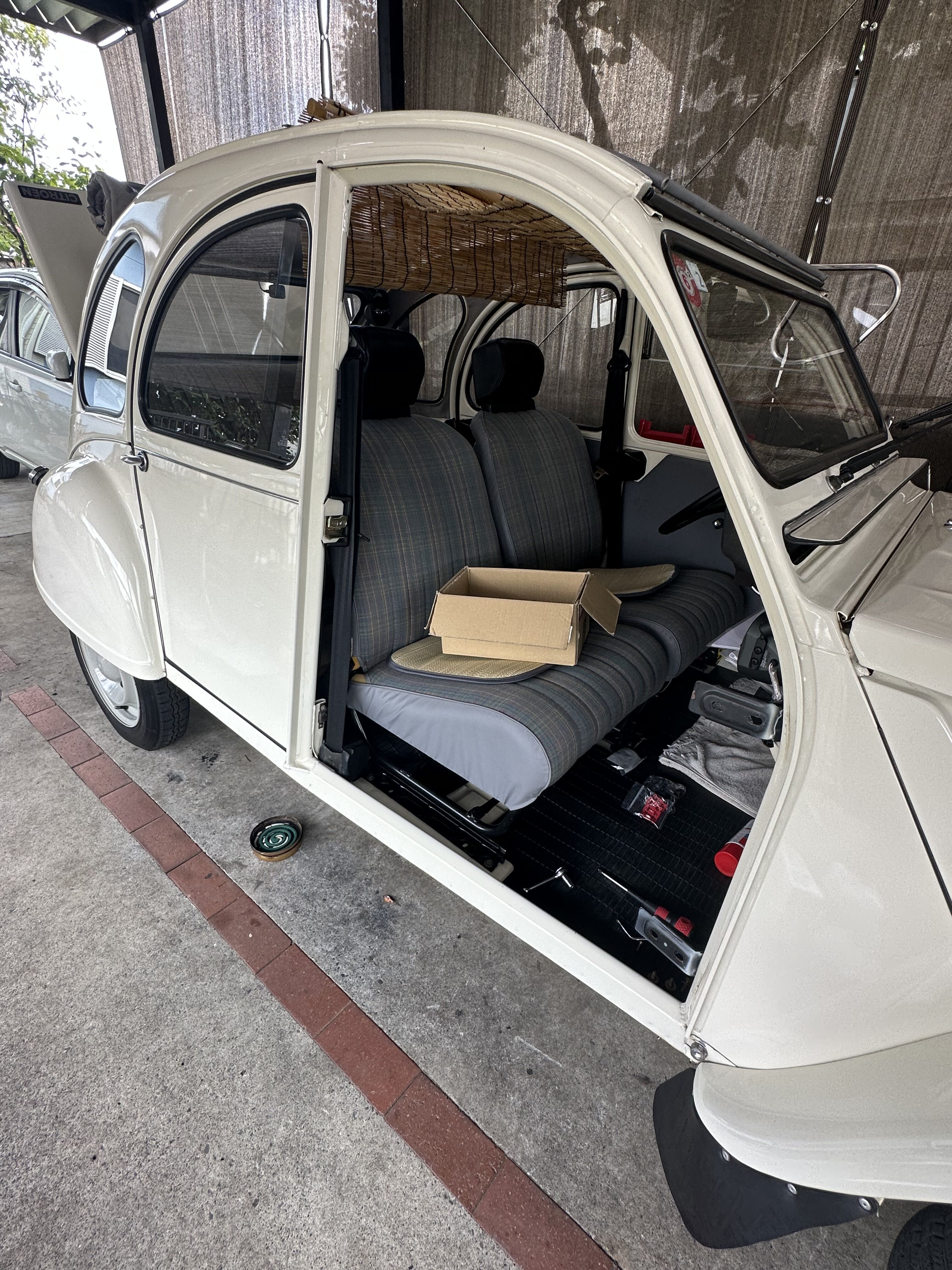 シトロエン 2CV 現代化計画 「オーディオ（システムナビゲーション