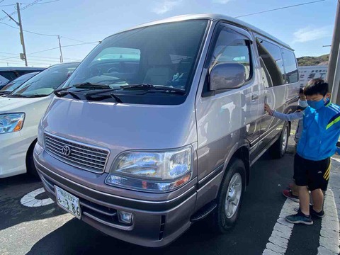 希少ハイエース100系中期 部品取り、レストアに