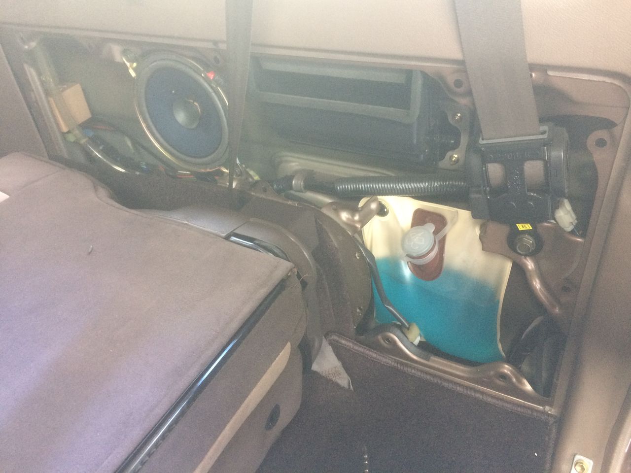 ランクル78 リアスピーカー交換 気まぐれ更新日記 車いじりとキャンピングカー旅行記 ランクル78 リアスピーカー交換 気まぐれ更新日記 車いじりとキャンピングカー旅行記