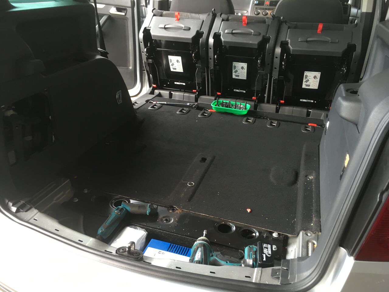 VWトゥーラン 『ヒッチメンバー 取付け』（BRINK） : ☆気まぐれ更新  