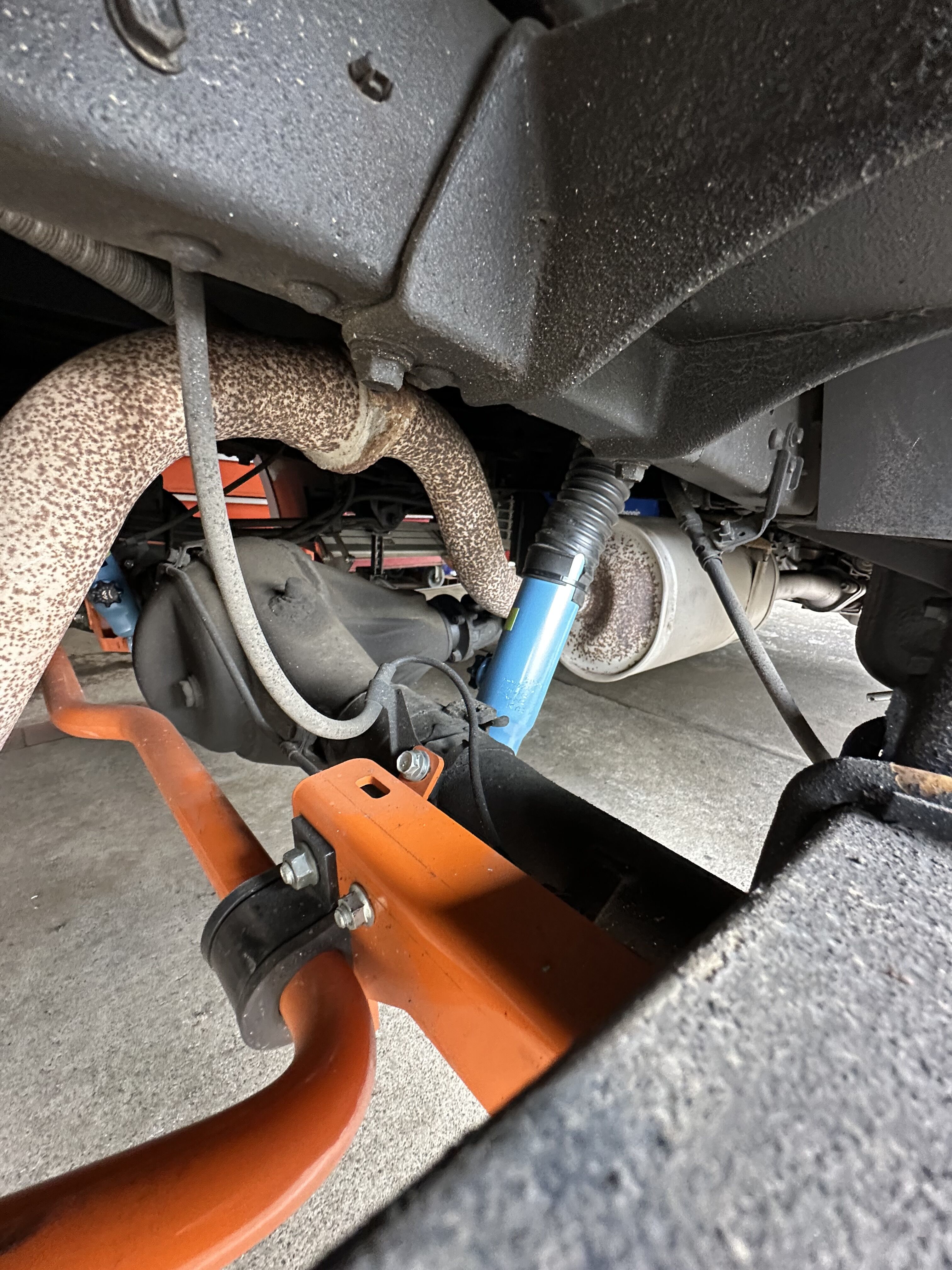 TOYOTAカムロード 「バンテックZIL520 エアサス取り付け