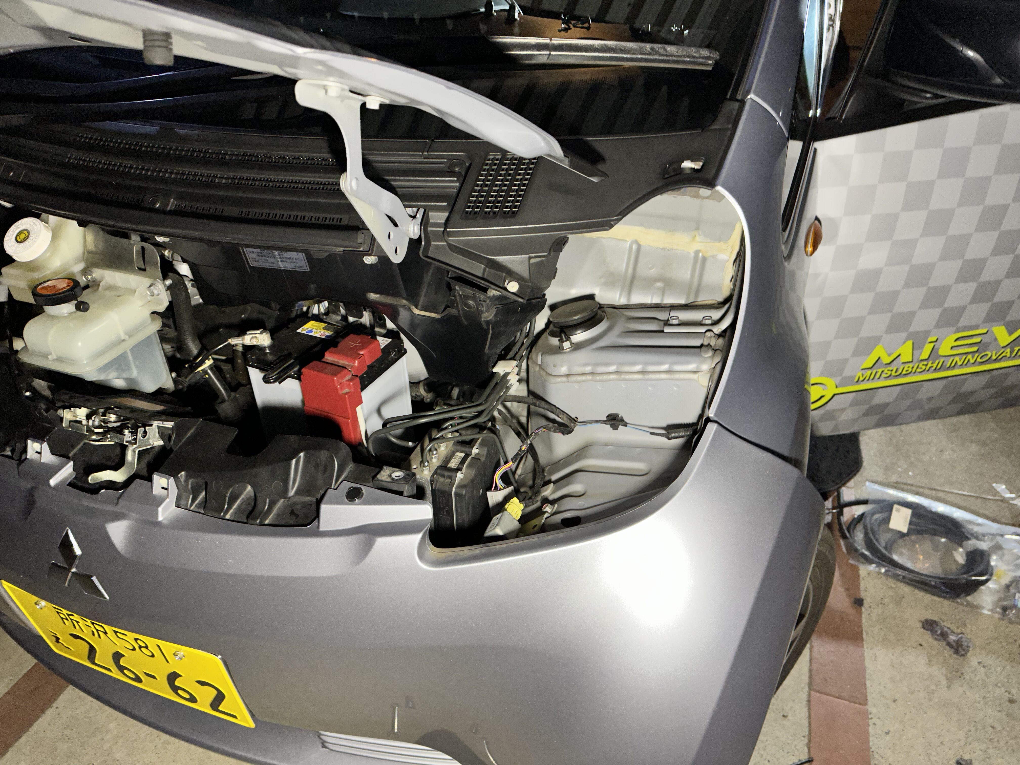 三菱 アイミーブ 「電気自動車にFFヒーター装着」（灯油 ストーブ 