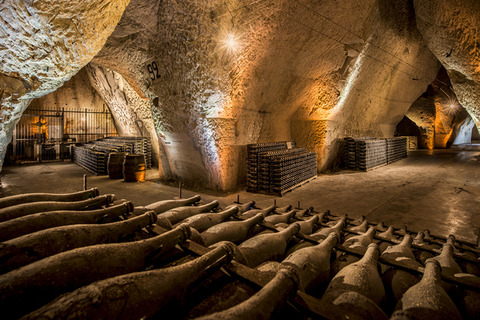 champagne-cellar