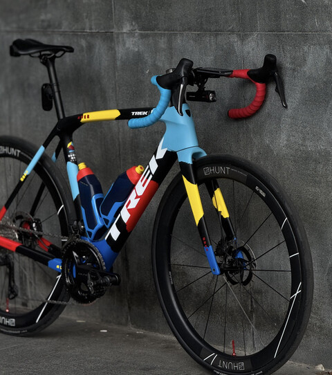 8D6AC94F-A990-48F6-9A10-91342EA8DDBD