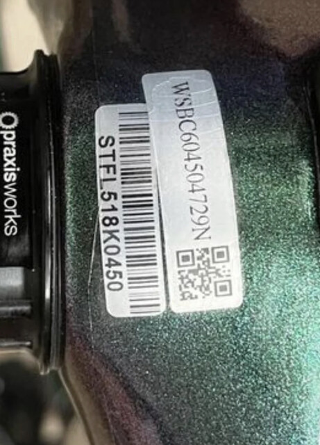 9F9F06E9-5F88-4CB6-9D0C-C78D7E5BDFF1